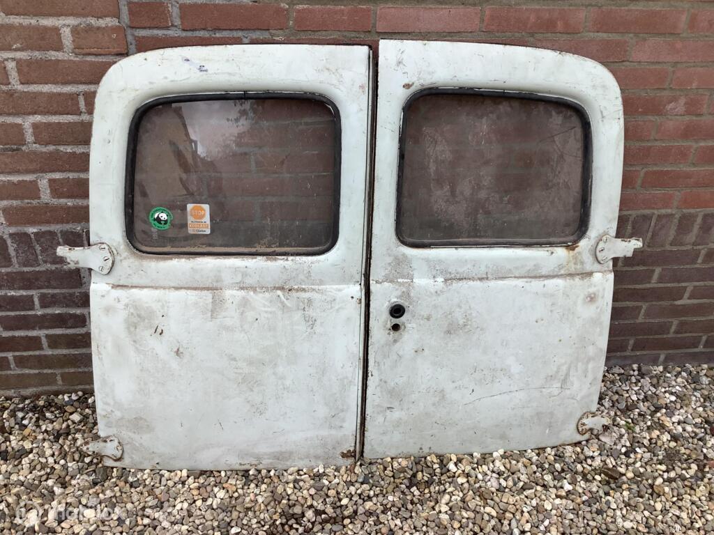 Achterdeur links rechts set achterdeuren Volvo Duett 210, Gebruikt, Deur, Ophalen of Verzenden, Achter