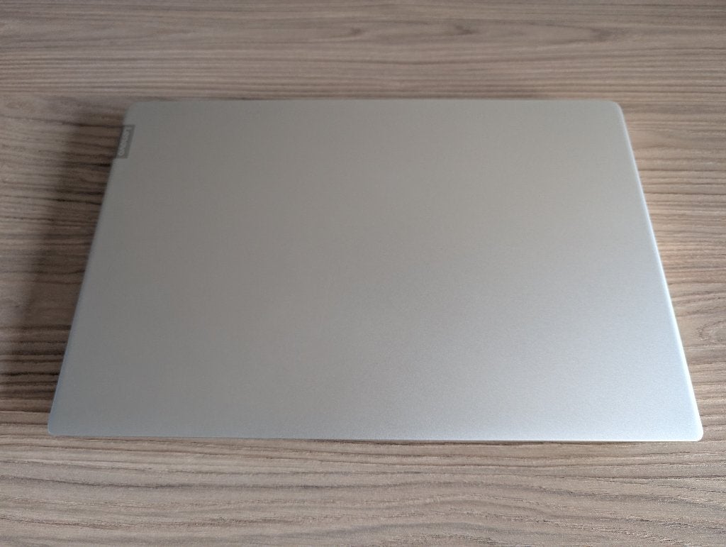 Lenovo Ideapad 330S (15,6" /  i5 / 12GB RAM) – opknapper, Gebruikt, 2 tot 3 Ghz, Ophalen of Verzenden, SSD