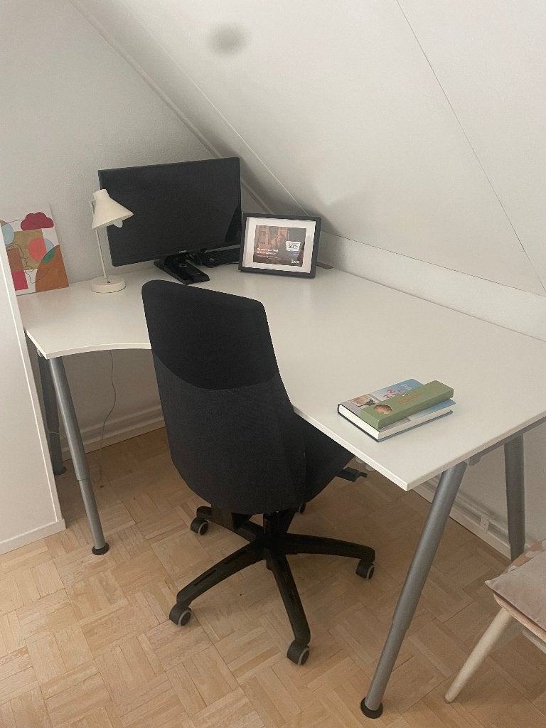 ikea hoek opstelling bureau, Ophalen, 160 cm, 120 cm, In hoogte verstelbaar