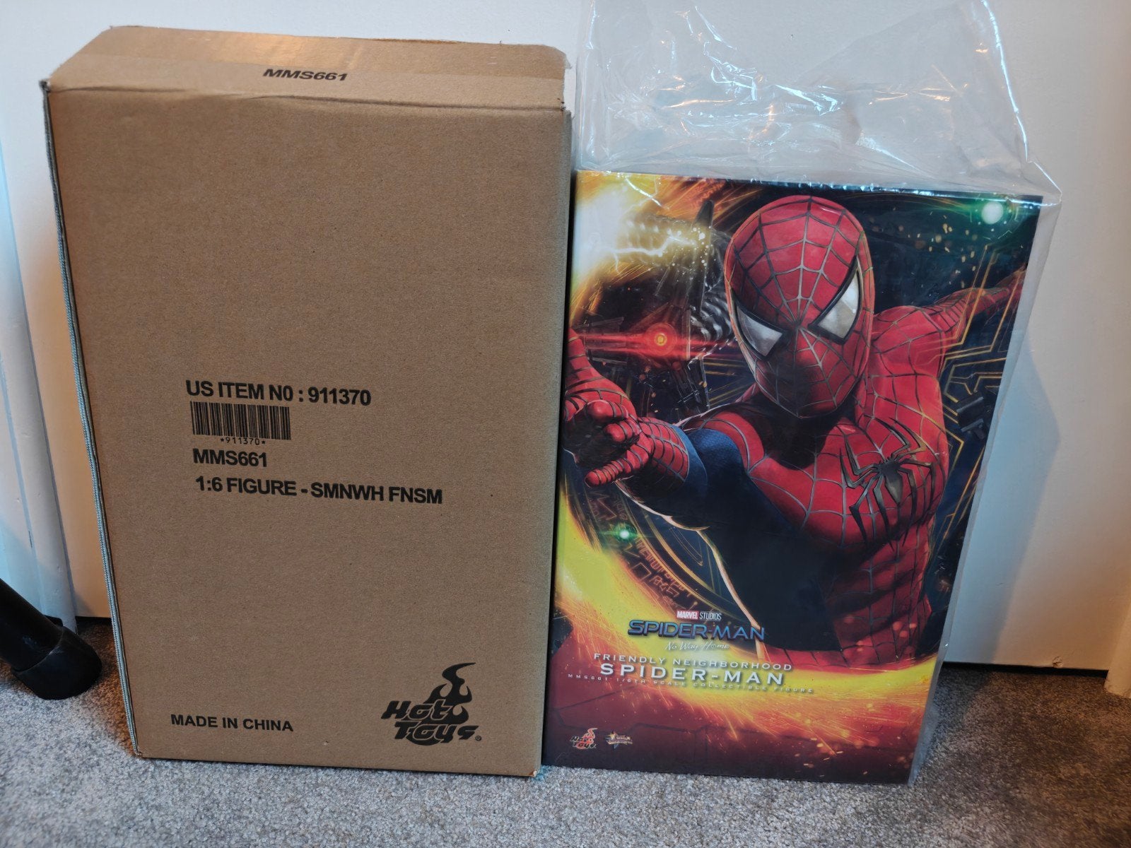 Hot Toys Marvel Friendly Neighborhood Spider-Man No Way Home, Ophalen of Verzenden, Zo goed als nieuw, Film, Actiefiguur of Pop