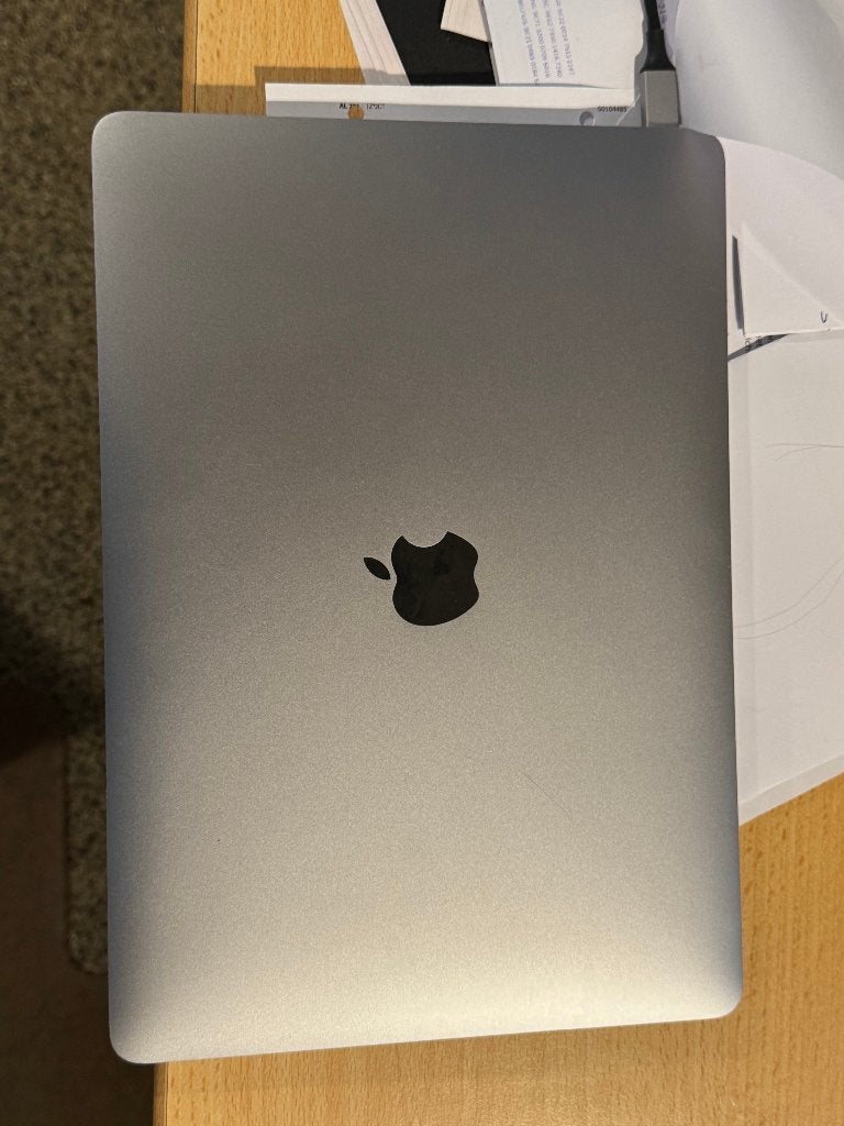 Macbook Air A2179 met kapot scherm, Computers en Software, Apple Macbooks, Ophalen, Gebruikt, 256 GB, Qwerty