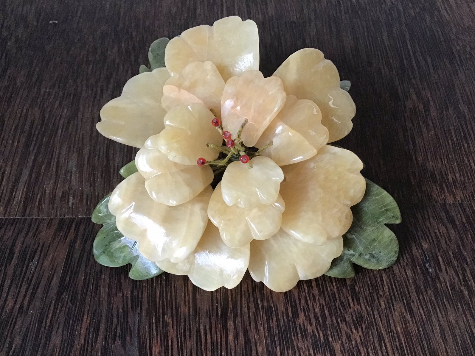 Edelstenen bloem met blad, Antiek en Kunst, Kunst | Designobjecten, Ophalen of Verzenden
