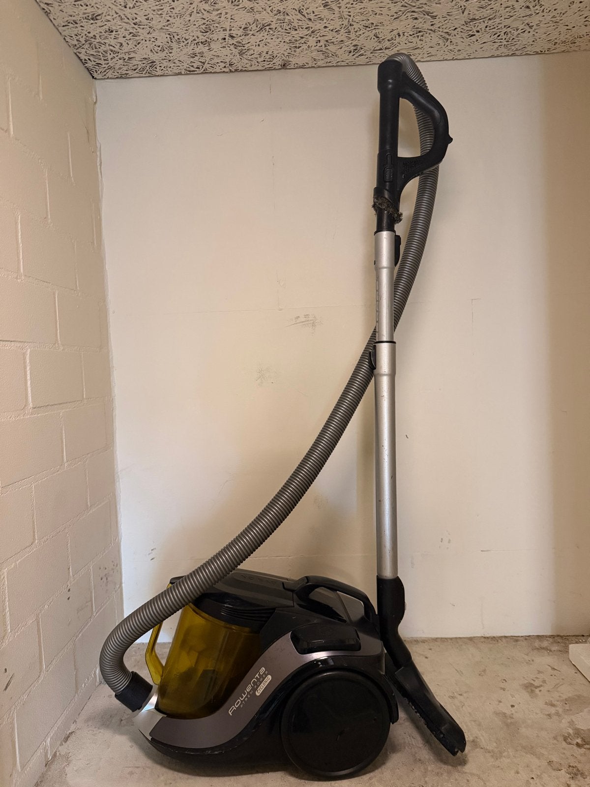 Rowenta Compact Power Cyclonic stofzuiger, Rowenta, Gebruikt, Ophalen of Verzenden, Sledestofzuiger