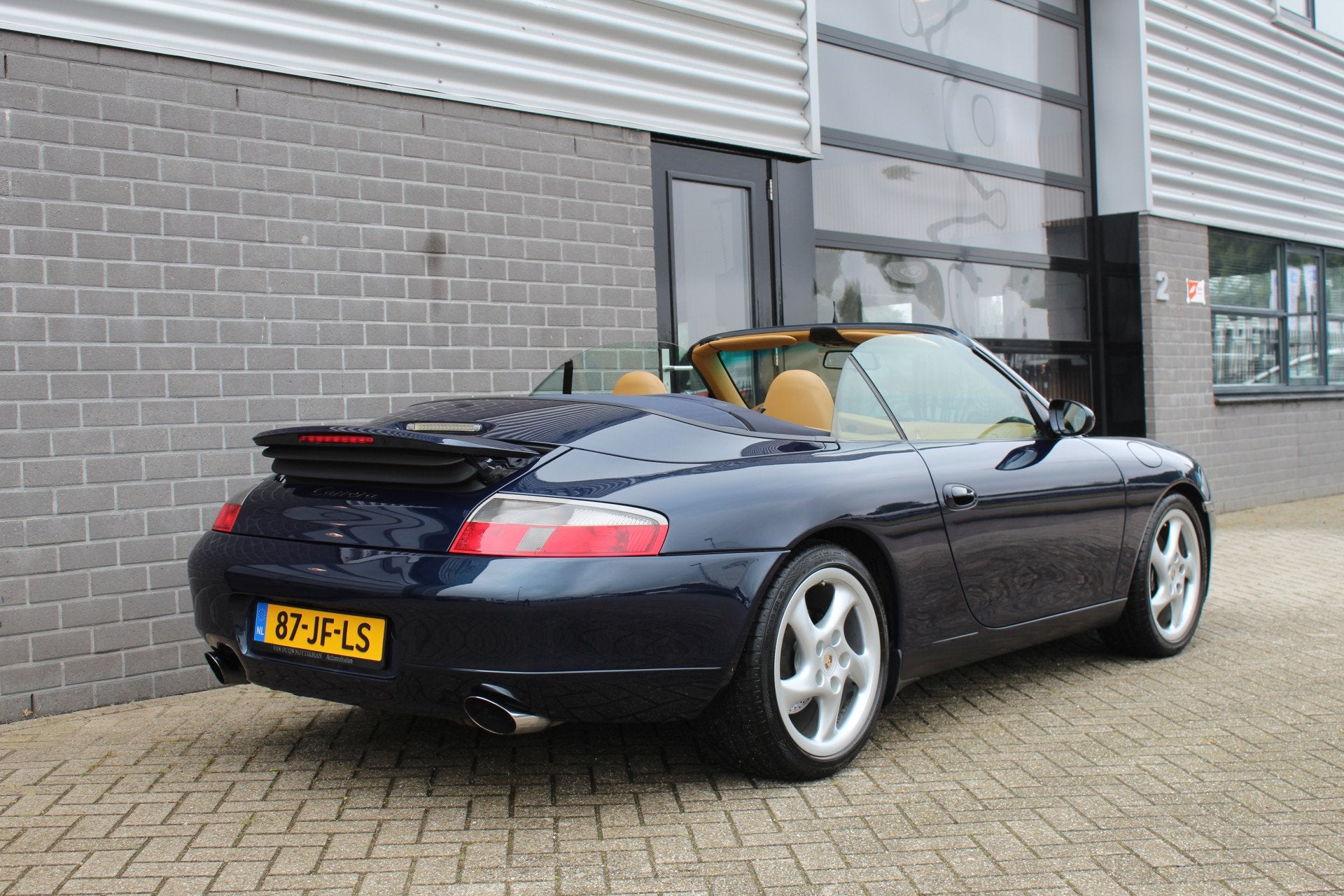 Porsche 911 Cabrio 3.4 Carrera / Automaat / Xenon / Hardtop, foto 5