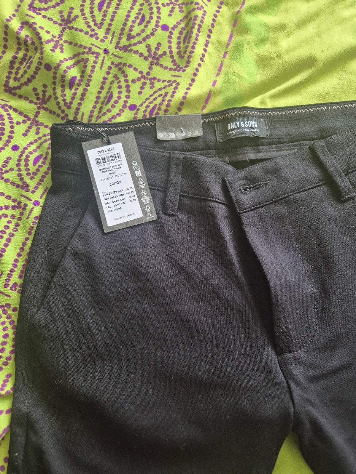 ONLY & SONS Heren Chino Broek - Slim Fit Zwart maat 29/32, Kleding | Heren, Broeken en Pantalons, Zwart, Nieuw, Ophalen of Verzenden