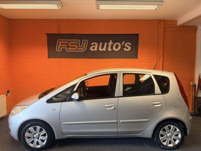 Mitsubishi Colt 1.3 / 5 DEURS / INVITE / AIRCO!, Auto's, Stof, Gebruikt, Colt, Origineel Nederlands