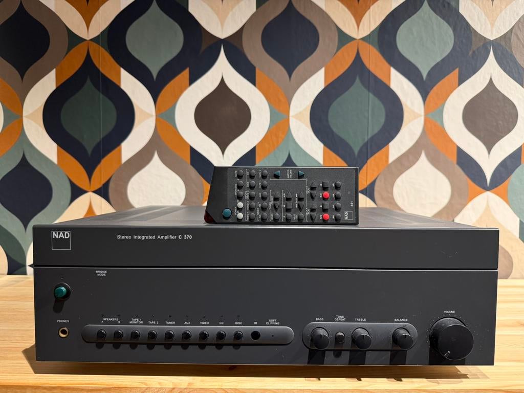NAD C 370, in nieuwstaat, met ab, garantie, Contact@vintageaudiobreda.nl, NAD, Zo goed als nieuw, 120 watt of meer
