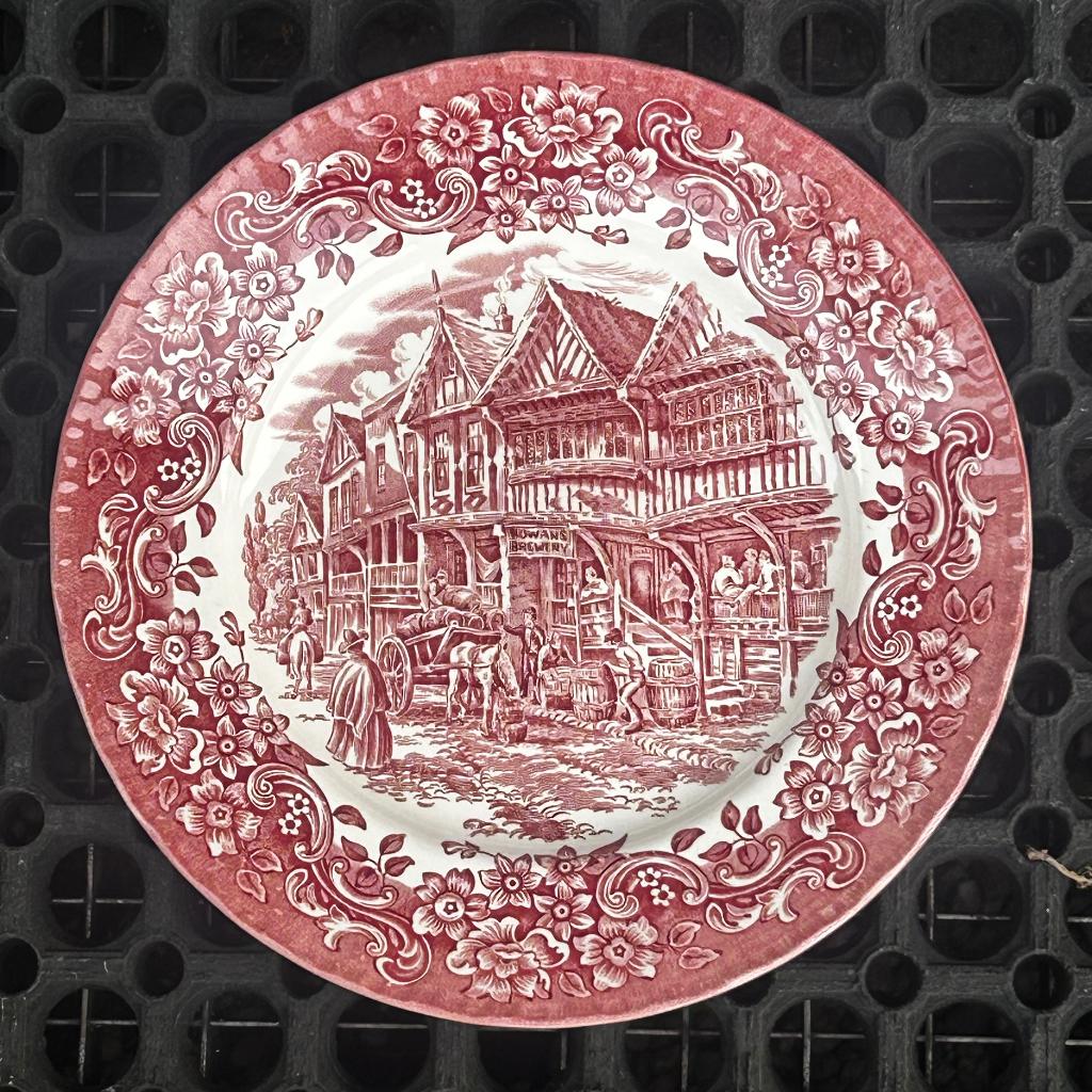 Engels bord - Royal Tudor Ware "17th Century England", Ophalen of Verzenden
