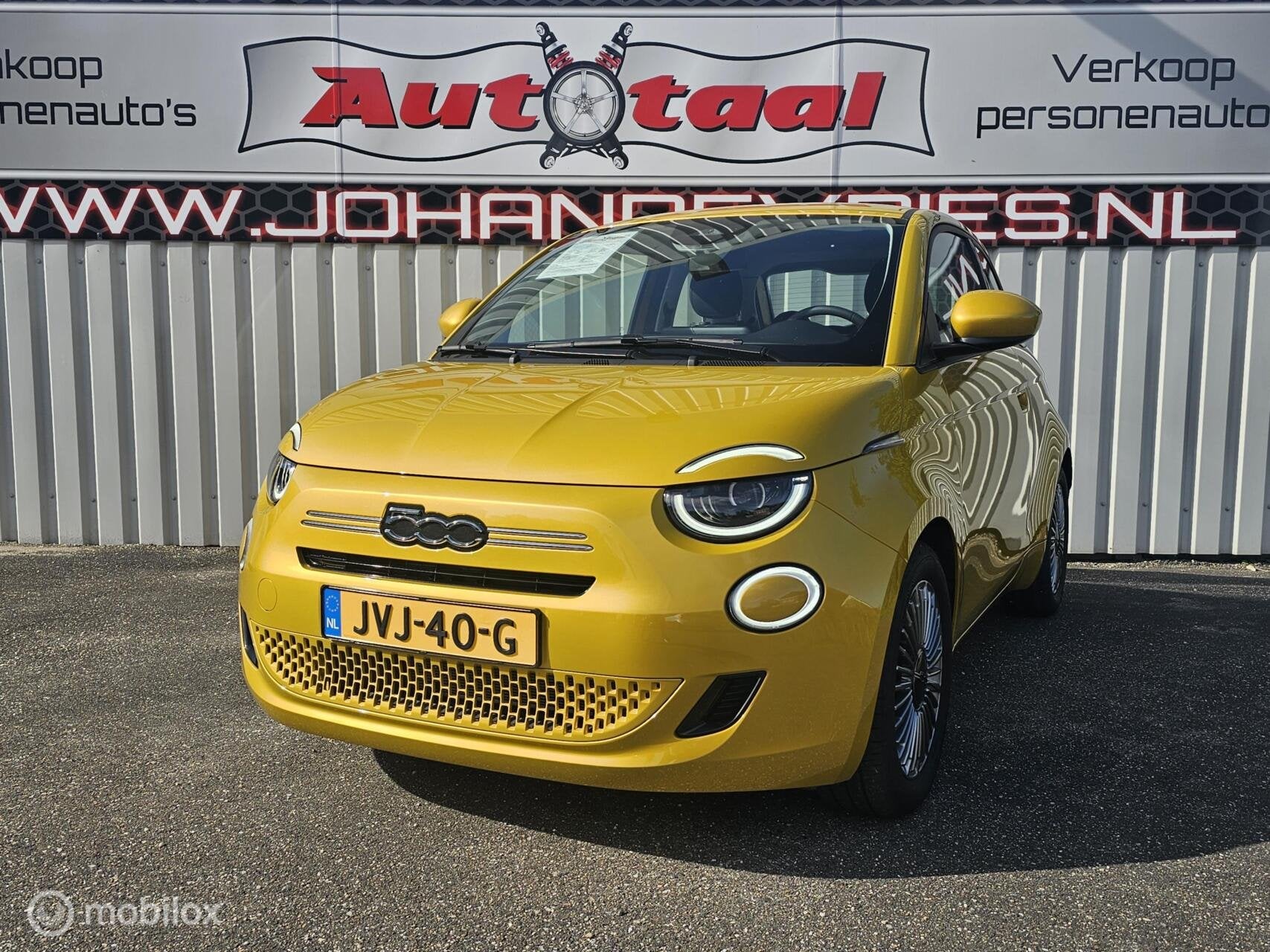 Fiat 500 1.0 Hybrid Torino Launch Edition LED I Carplay I AC, Stof, Gebruikt, Euro 6, 4 stoelen