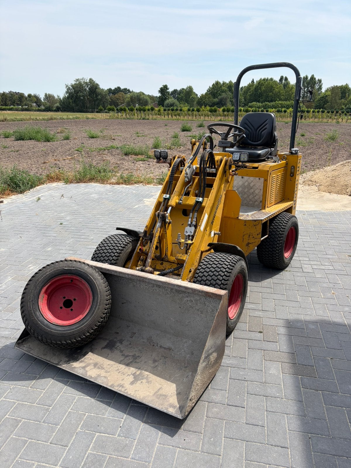 knikmops 90 loader, Ophalen, Wiellader of Shovel