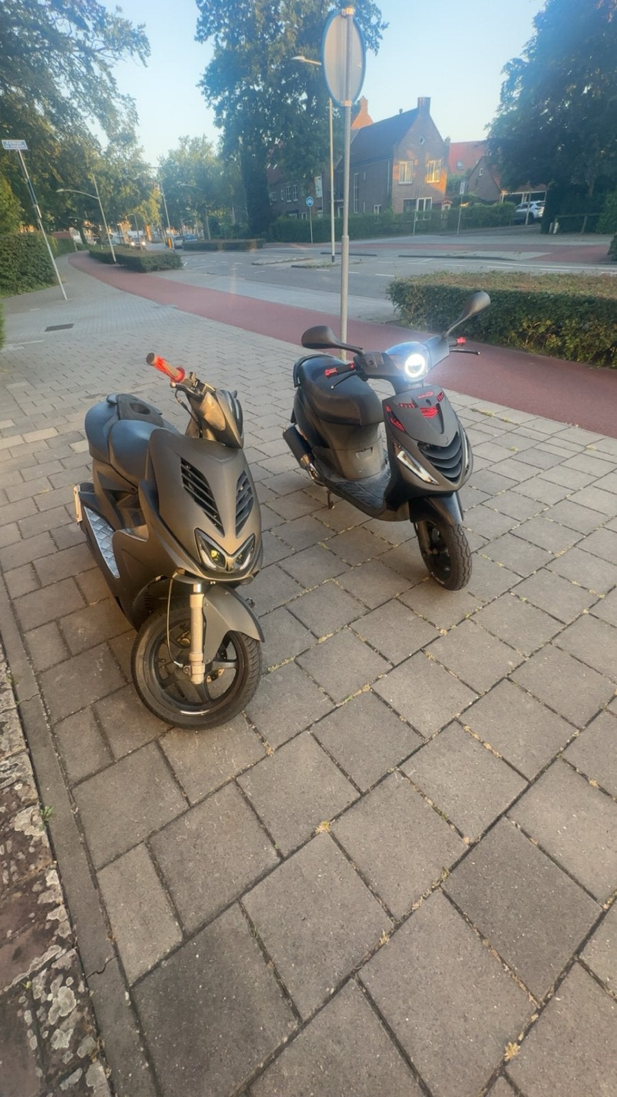 Piaggio Zip 2016 special 4t2v 80cc, Fietsen en Brommers, Scooters | Piaggio, Ophalen, Gebruikt, Benzine, Zip