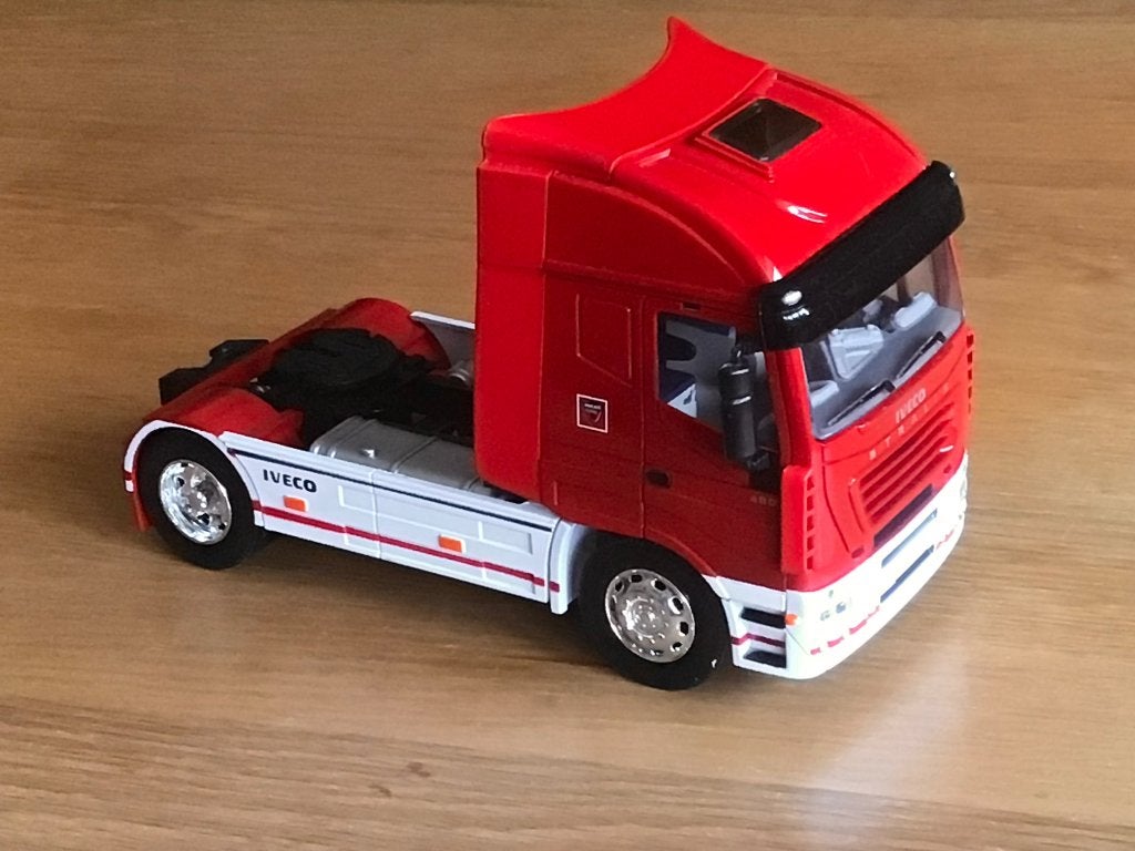 Iveco Stralis NewRay Ducati . Conrad., Ophalen of Verzenden, Zo goed als nieuw, Bus of Vrachtwagen, Overige merken