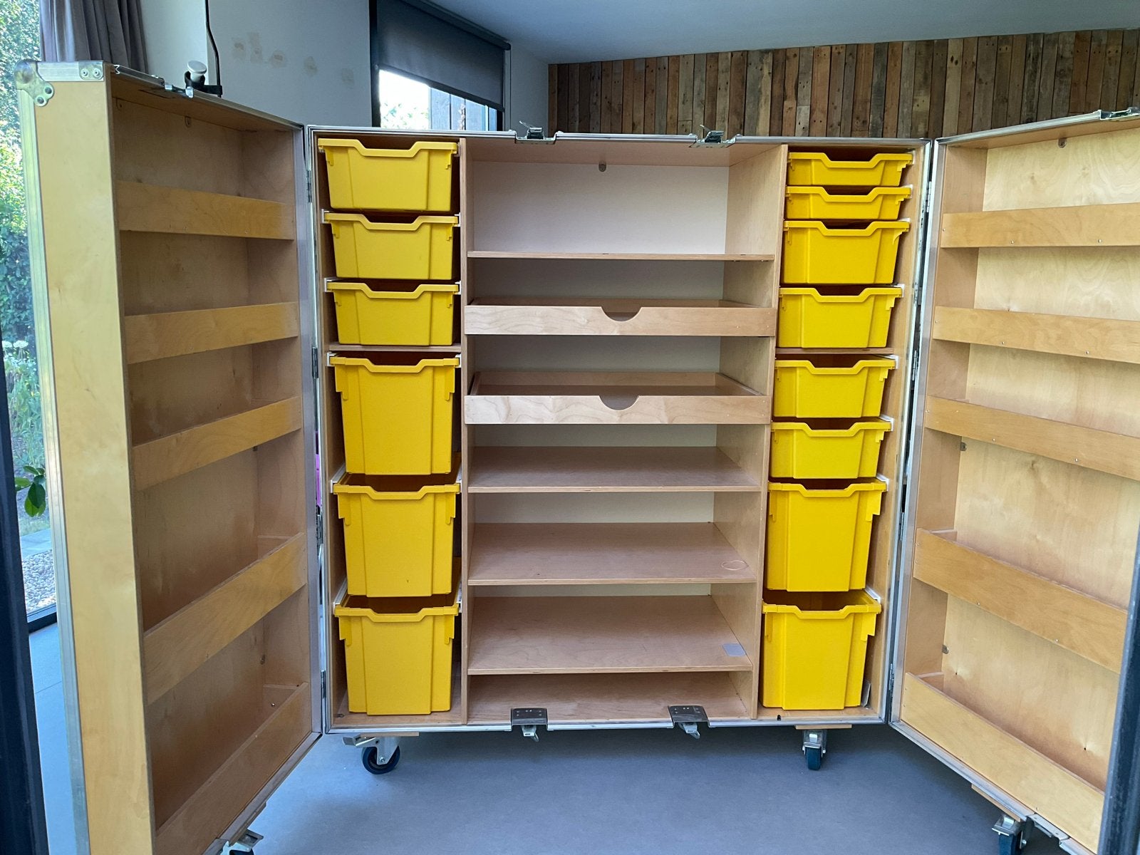 Kids-f vouwdeurkast/knutselkast/papierkast - Berkenmultiplex, Ophalen, Gebruikt