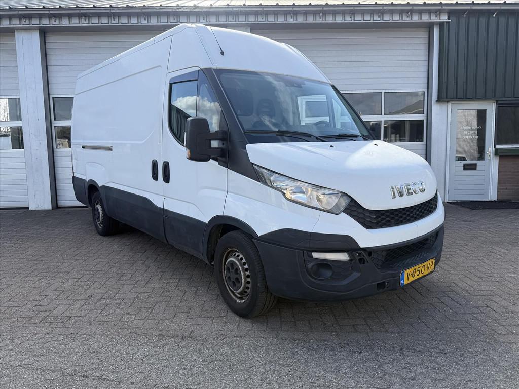 Iveco Daily 35S15 | IS BESTICKERD, 13 km/l, Achterwielaandrijving, Gebruikt, Iveco