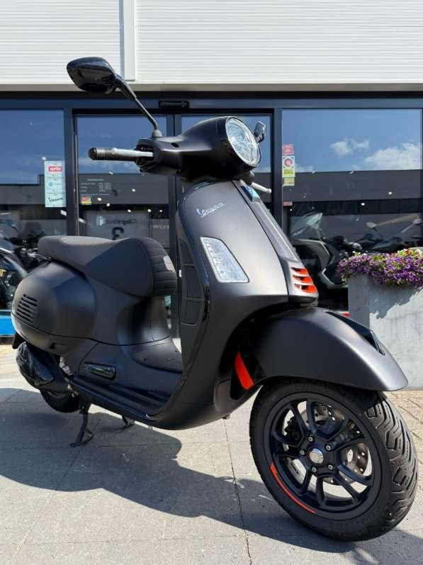 Vespa GTS Supersport 310 BTW, Niet ingevuld, Occasion, Bedrijf, Automaat