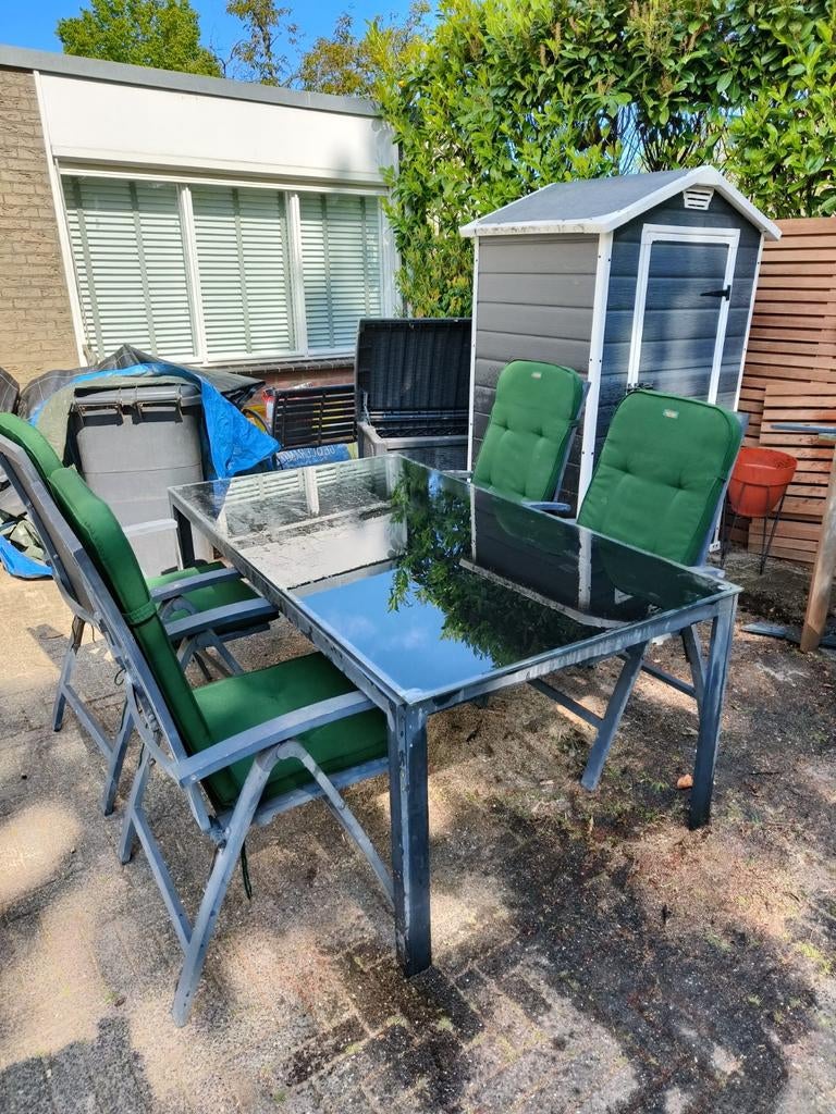 Tuinset: Tafel met glazen blad en 4 stoelen met kussens, Tuin en Terras, Ophalen, Gebruikt, 6 zitplaatsen, Tuinset