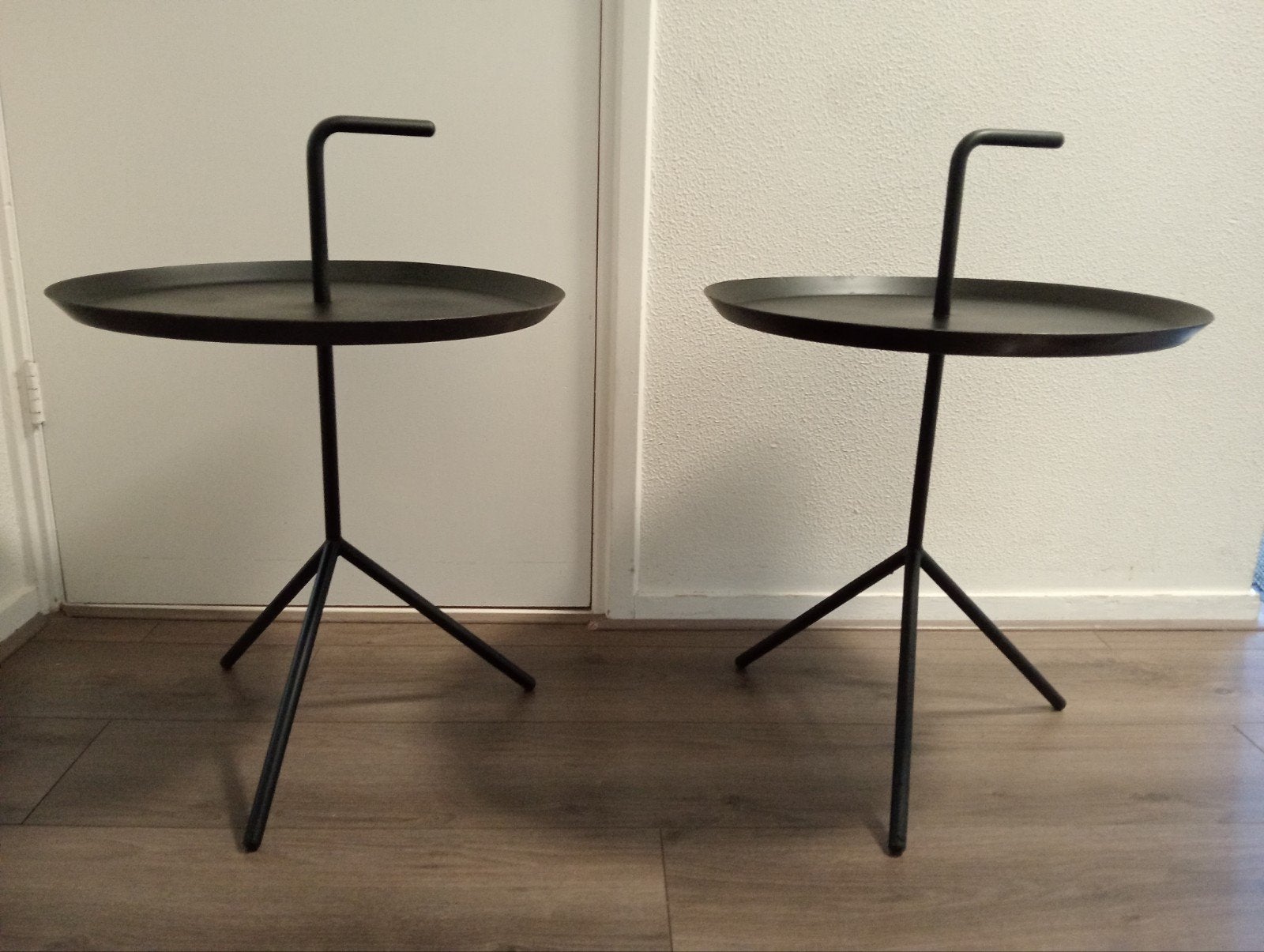 Set van 2 zwarte bijzettafels - Modern design, Minder dan 55 cm, Rond, Modern, Ophalen