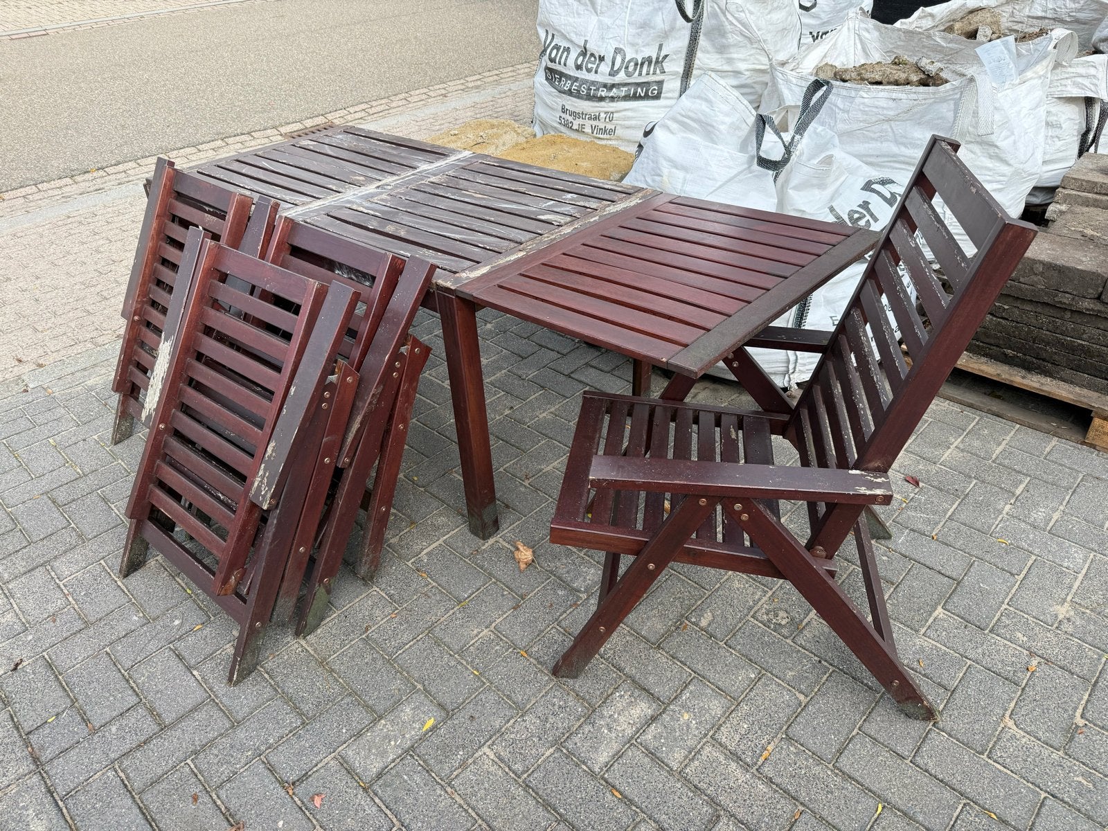 Gratis tuinset: uitschuifbare tafel met 4 stoelen, Tuin en Terras, Ophalen, Gebruikt, Eettafel, 6 zitplaatsen