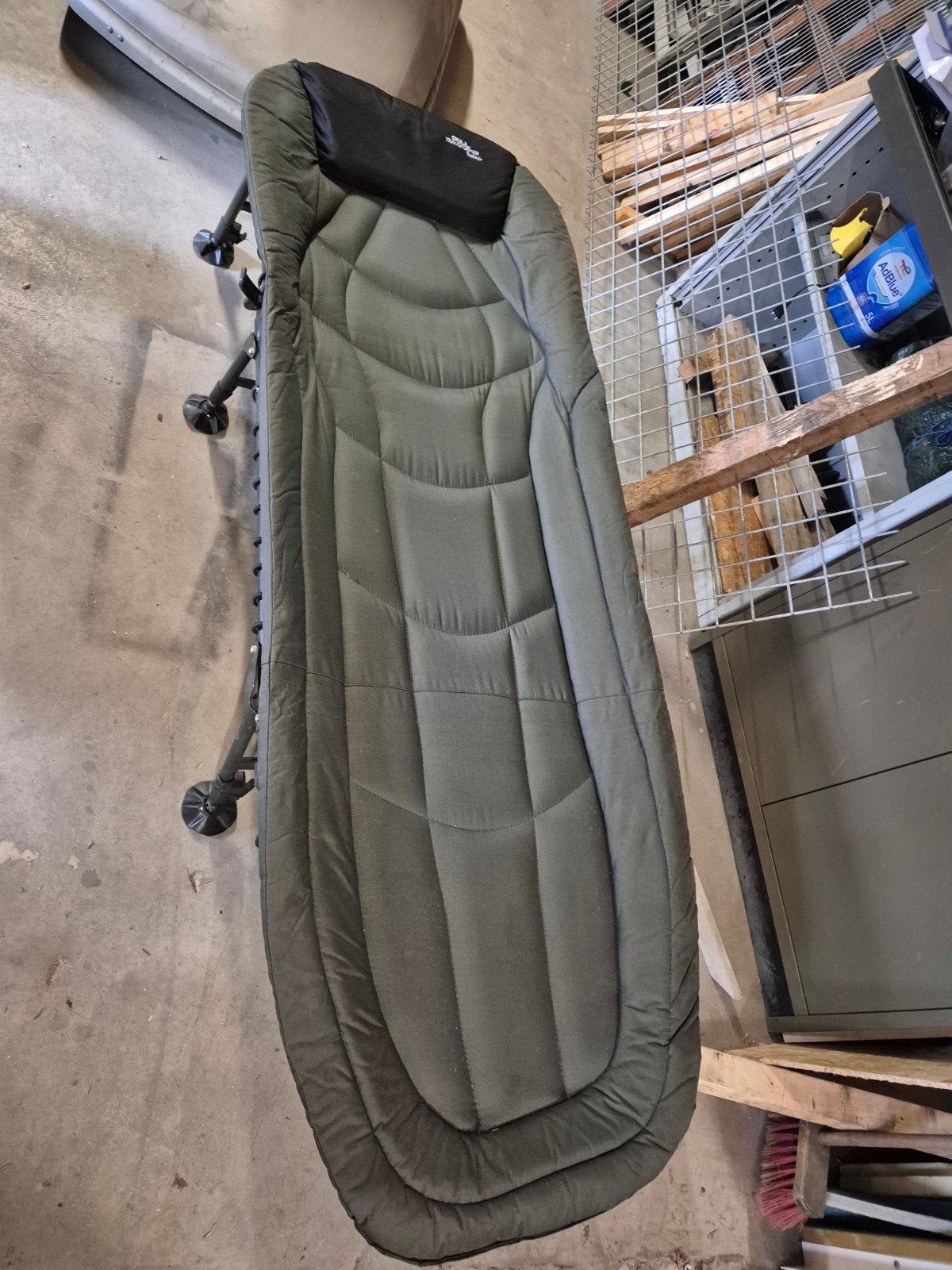 Comfortabel Visbed / Karper stretcher, Ophalen