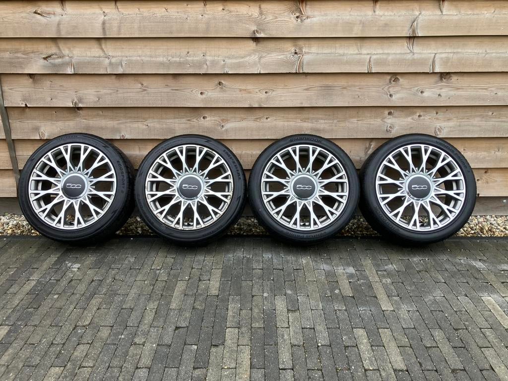 Origineel Fiat 500 500c 16” velgen | zomerbanden, Auto-onderdelen, Banden en Velgen, Ophalen, Gebruikt, 16 inch, Banden en Velgen