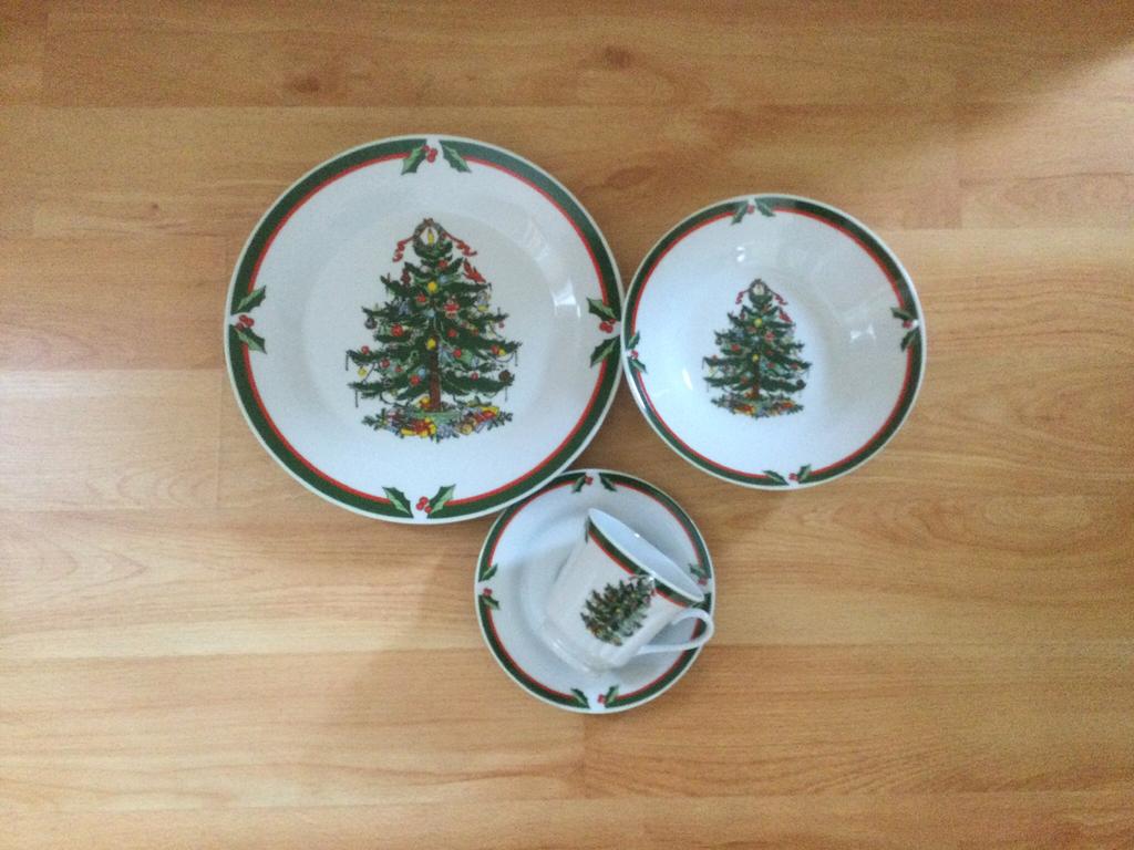 Kerstservies, Ophalen, Zo goed als nieuw