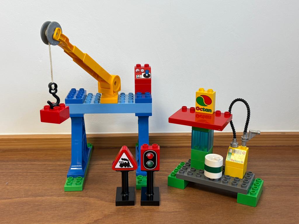 Duplo laden en lossen hijskraan met tankstation, Ophalen of Verzenden, Zo goed als nieuw, Complete set, Duplo