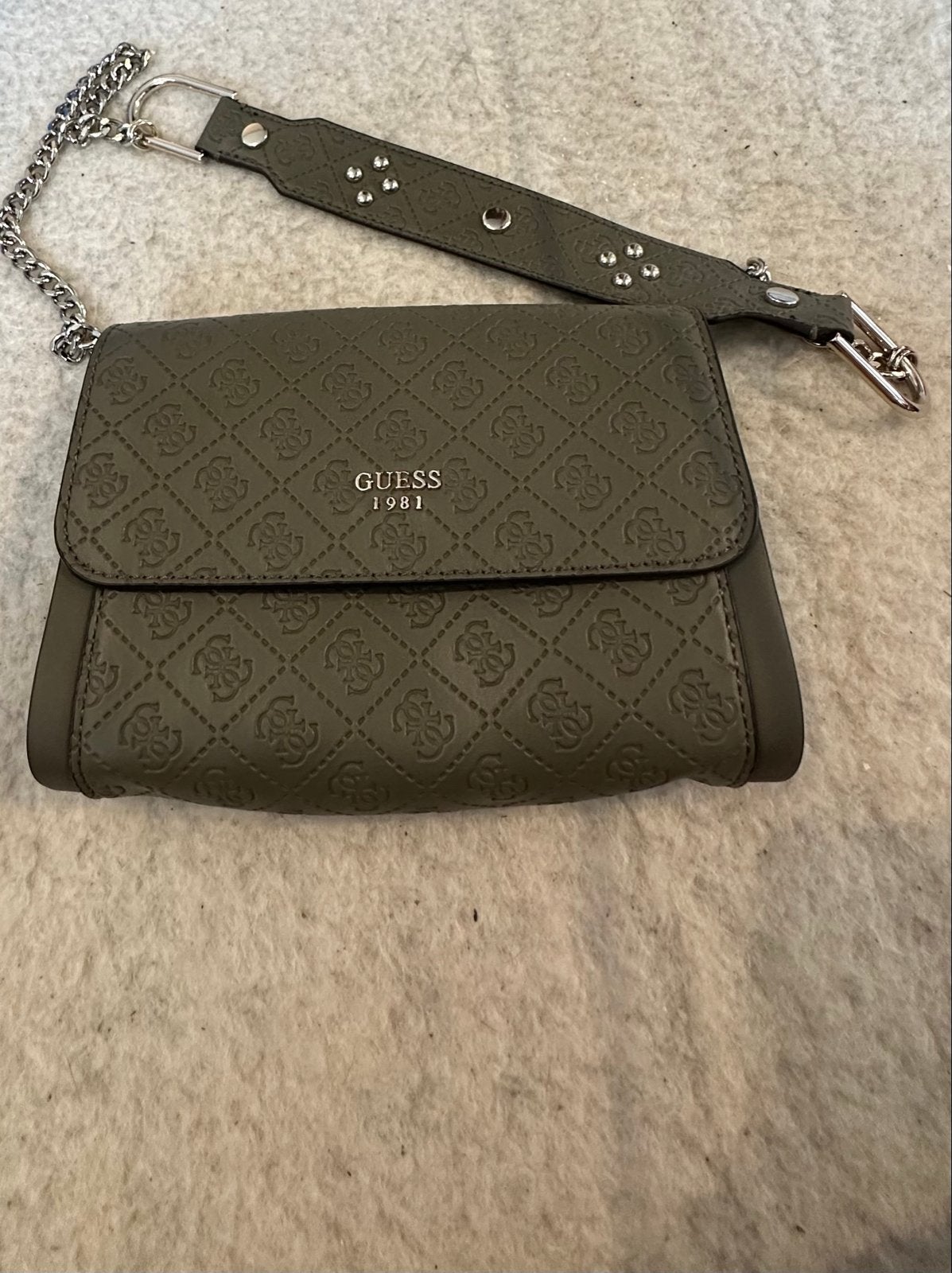 Nieuwe Guess crossbody tas - Olijfgroen, Verzenden, Nieuw, Groen, Schoudertasje