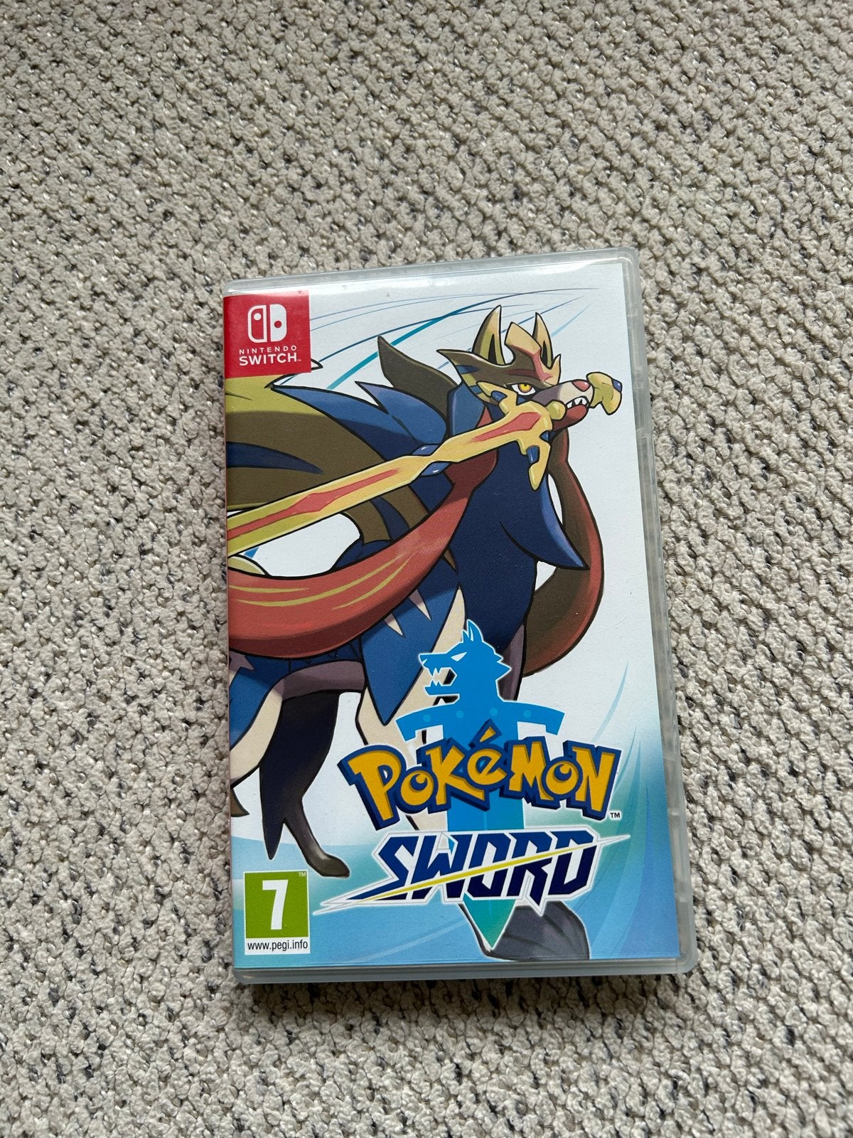 Pokémon Sword Nintendo Switch - Zo goed als nieuw, Online, 1 speler, Ophalen of Verzenden, Zo goed als nieuw