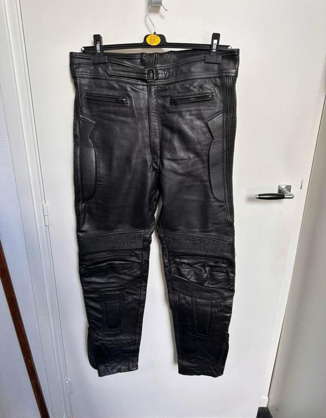 Zwarte lederen Motorbroek mt. 36 Heren, Motoren, Kleding | Motorkleding, Ophalen of Verzenden, Tweedehands, Heren, Broek | leer