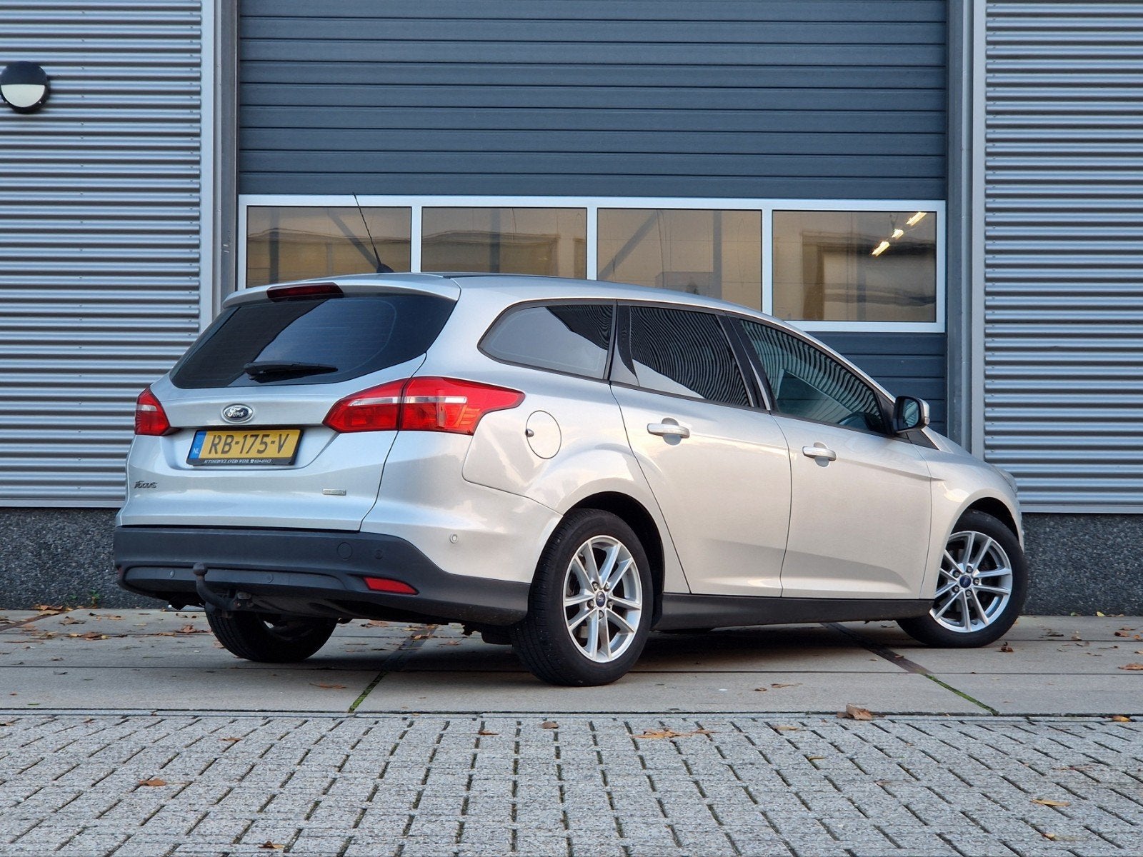 Ford Focus 1.0 125pk 2014 Wagon Titanium Edition, Auto's, Handgeschakeld, 1216 kg, Particulier, 3 cilinders