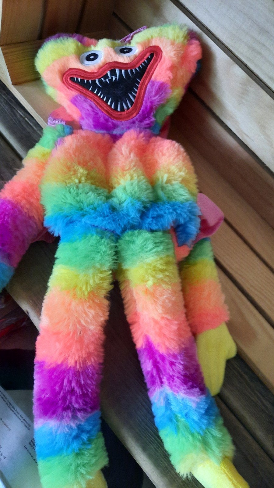 Huggy Wuggy Regenboog Knuffel Rugzak - Zo goed als nieuw, Overige merken, Overige karakters, Overige typen, Ophalen of Verzenden
