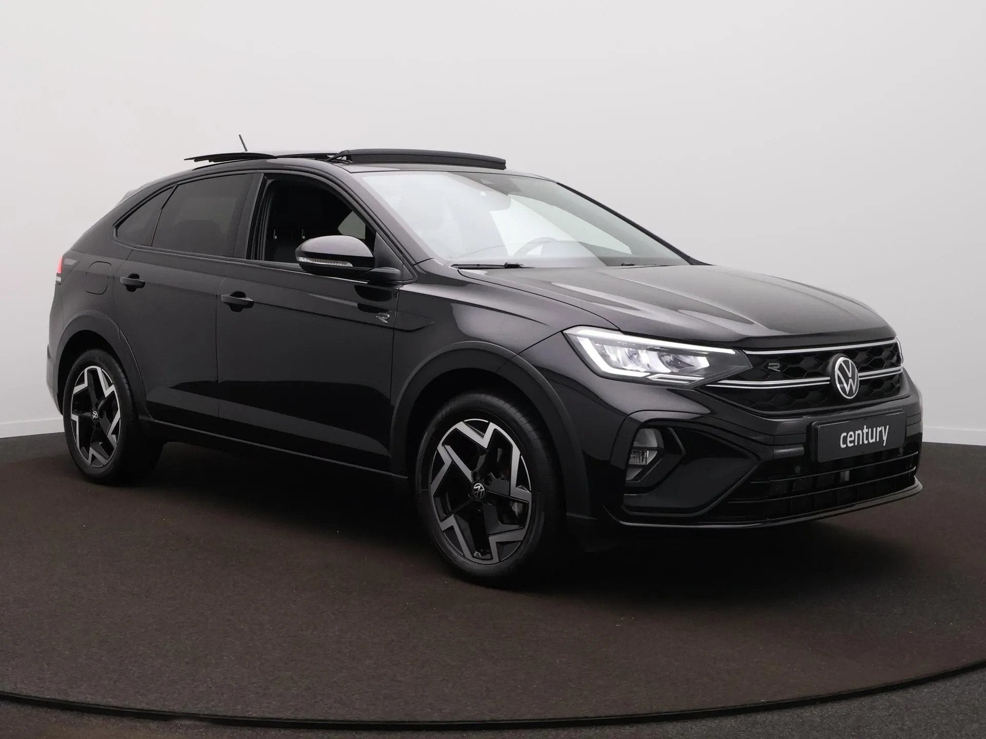 Volkswagen Taigo R-line (bj 2025), Gebruikt, 1144 kg, Zwart, Bedrijf