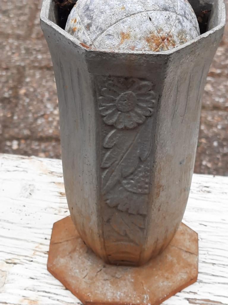 Metalen tuinvaas, Tuin en Terras, Tuinvazen, Ophalen of Verzenden, Gebruikt