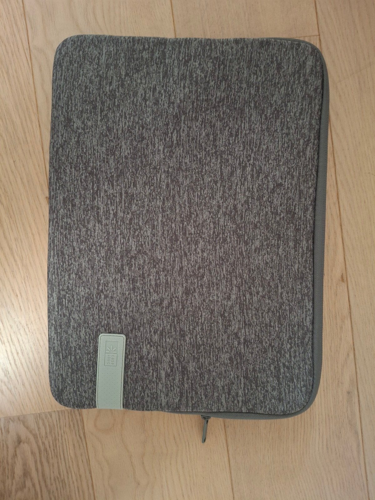 Nieuwe case logic laptop sleeve 14 inch, Computers en Software, Laptophoezen, Ophalen of Verzenden, 14 inch, Nieuw, Case Logic