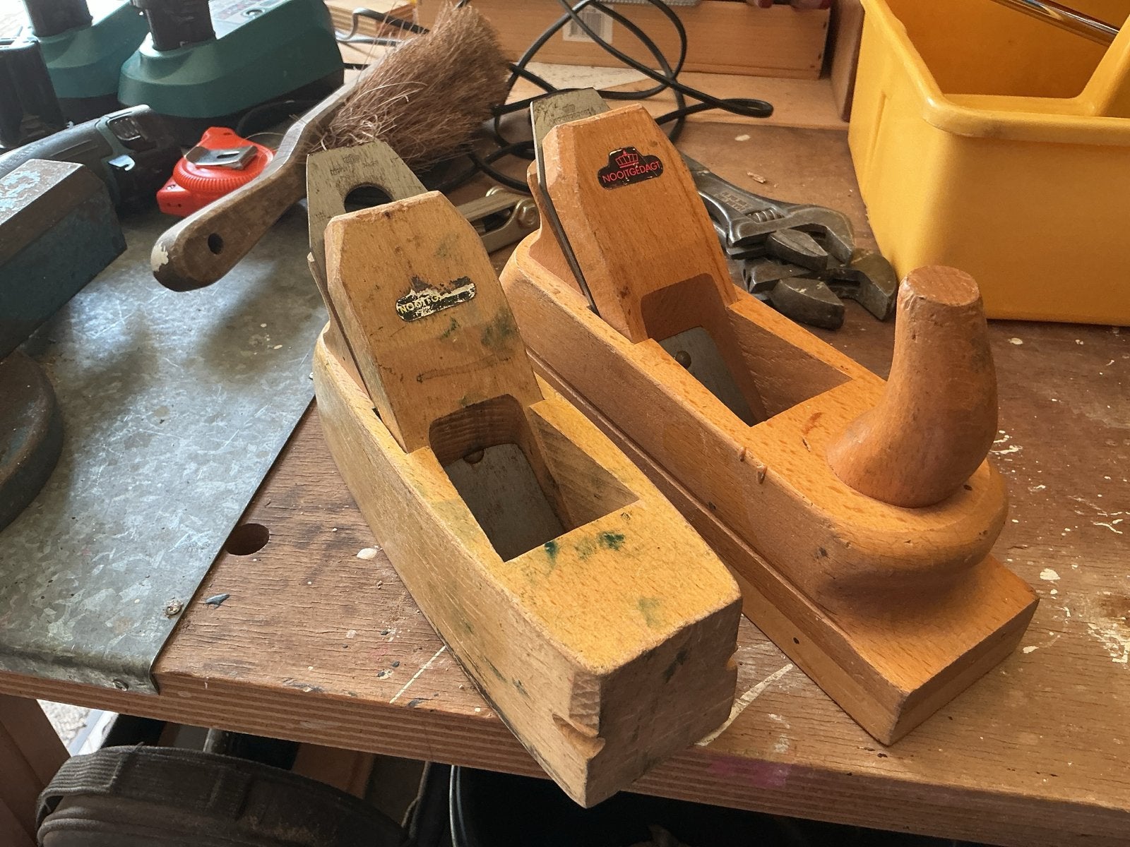 2 Nooitgedacht houten blokschaven - Gebruikt, scherp gelever, Verzenden, Gebruikt, Overige typen, Nooitgedacht
