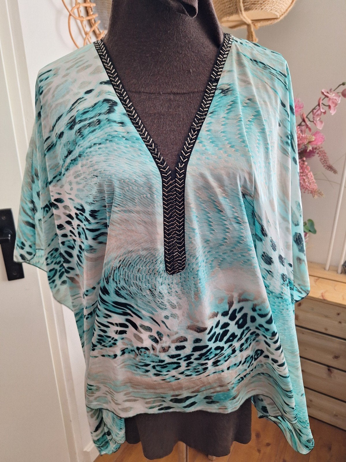 Tuniek m l xl xxl, Ophalen of Verzenden, Zo goed als nieuw, Maat 46/48 (XL) of groter, Groen