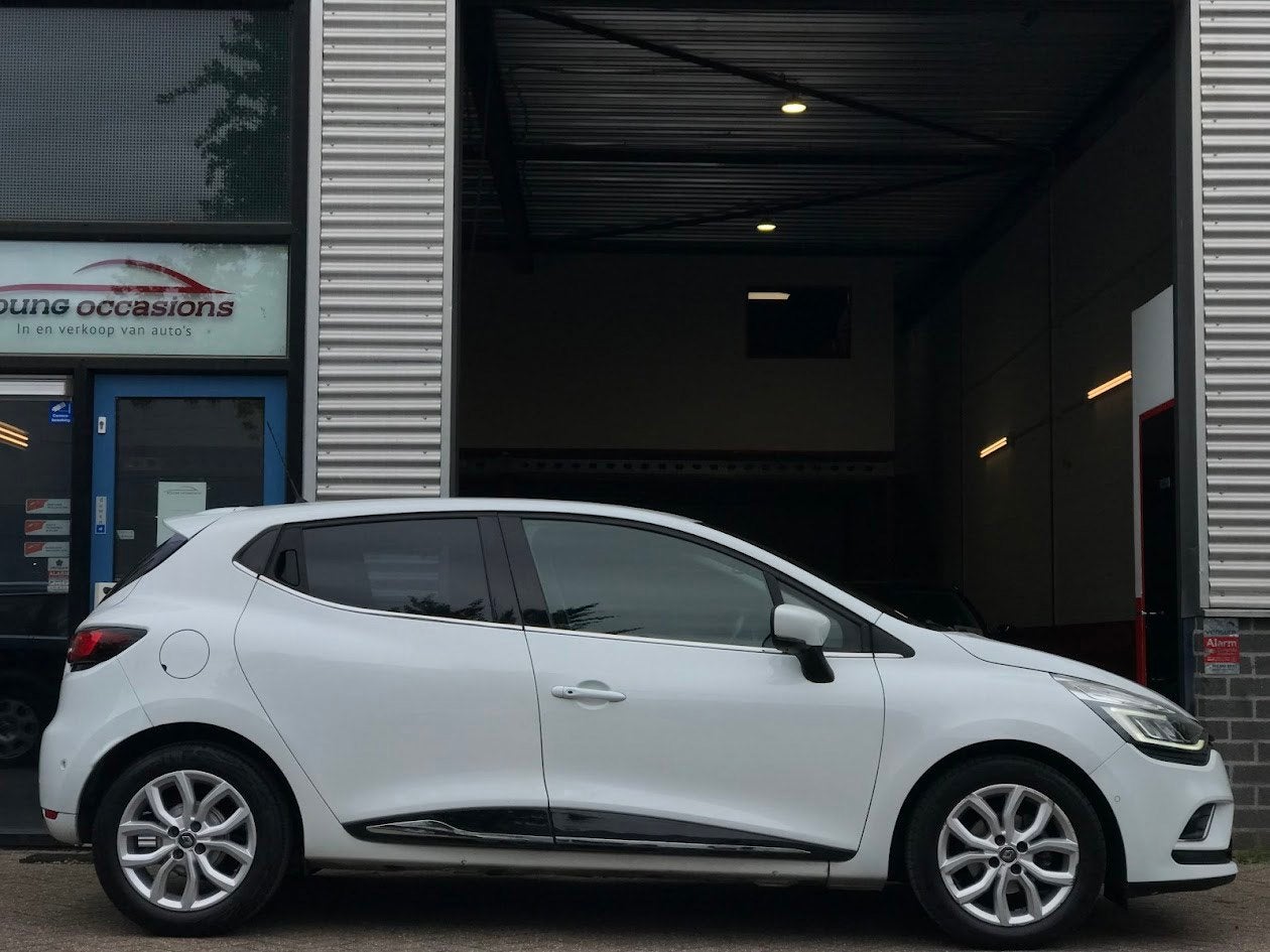 Renault Clio 0.9 TCe Intens|Navi|PDC|LED|Keyless|Camera, Gebruikt, Wit, Origineel Nederlands, Handgeschakeld