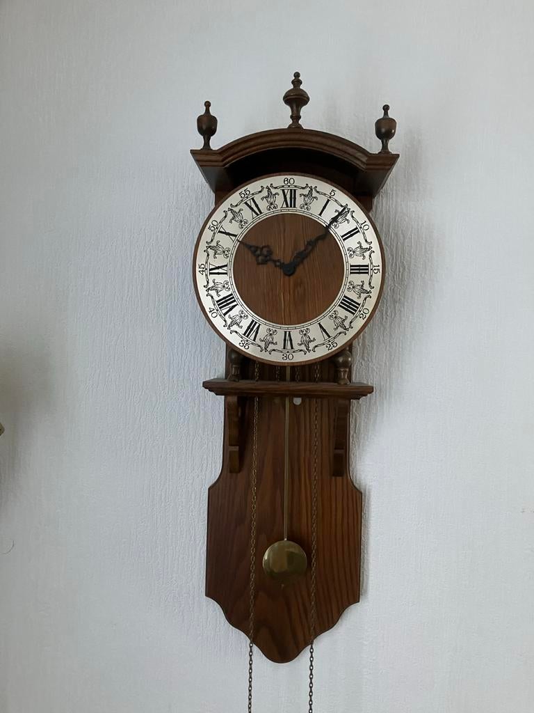Houten wandklok met slinger, Antiek en Kunst, Ophalen