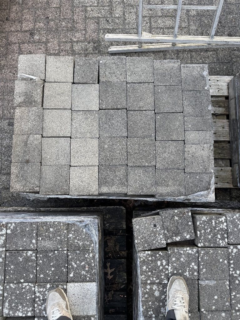 stenen +- 90 m2, Ophalen, Gebruikt, Beton, Klinkers