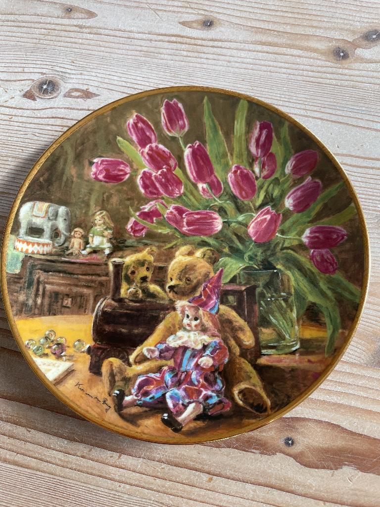 Royal Mosa wandbord Stilleven in de Kinderkamer, Antiek en Kunst, Ophalen of Verzenden