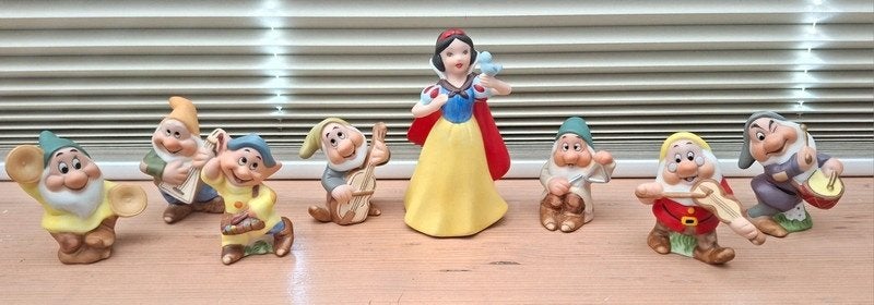 Schmid: 8 delig set Sneeuwwitje en de 7 dwergen, Verzamelen, Ophalen of Verzenden, Sneeuwwitje of Doornroosje, Zo goed als nieuw