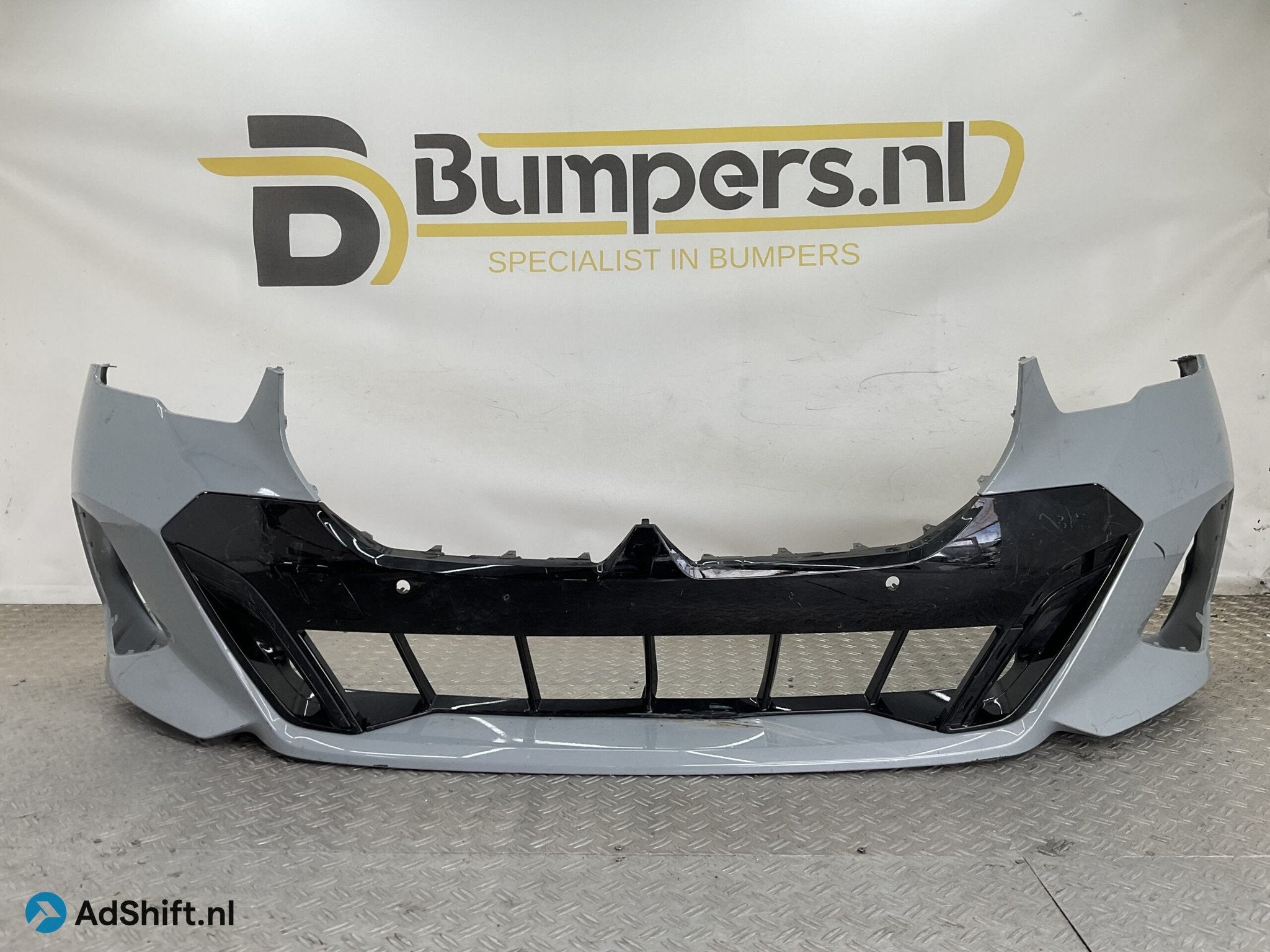 Bumper BMW 5 G60 G61 M-Pakket MPakket 23- 51118084653 Voorbu, Bumper