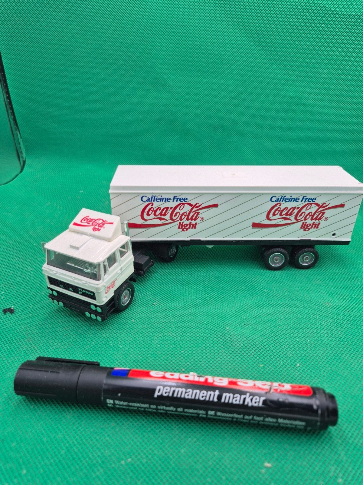 383 Daf 2800 Coca cola Solido, Ophalen of Verzenden, Zo goed als nieuw, Bus of Vrachtwagen