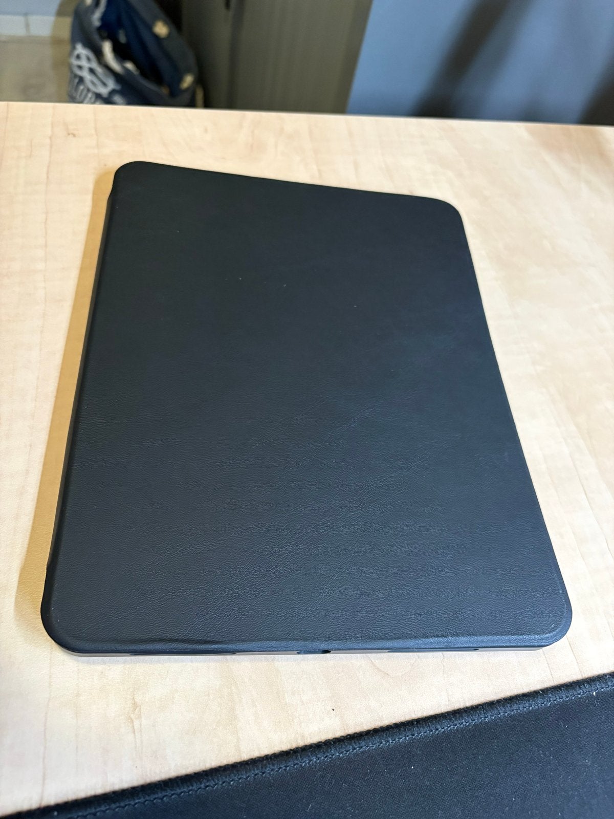 Ipad 11 inch hoesje, Computers en Software, Tablet-hoezen, Ophalen of Verzenden, Zo goed als nieuw, 11 inch, Bescherming voor- en achterkant