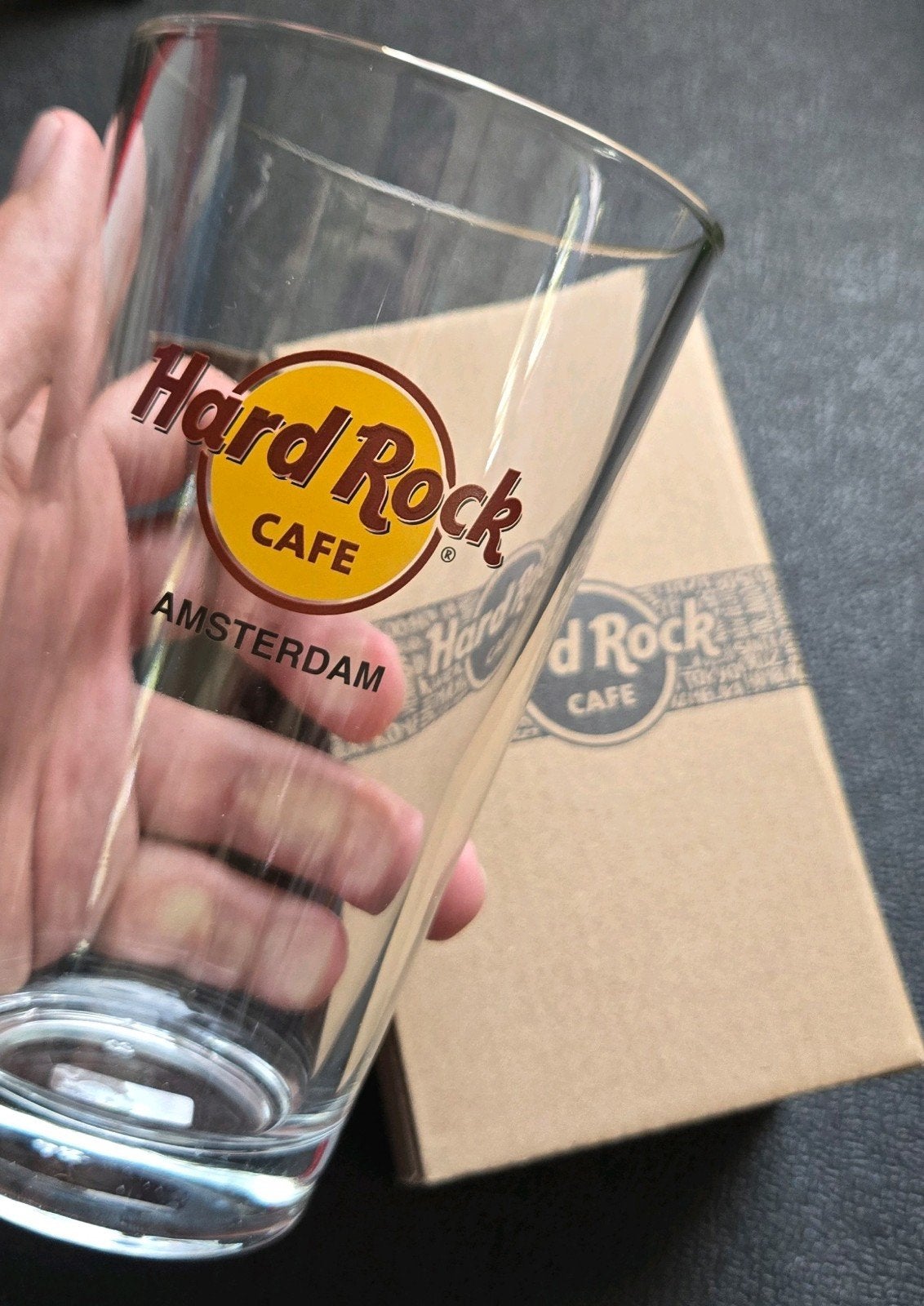 Hard Rock Cafe Amsterdam Pint Glas - Nieuw in doos, Ophalen, Meerkleurig, Overige stijlen, Nieuw