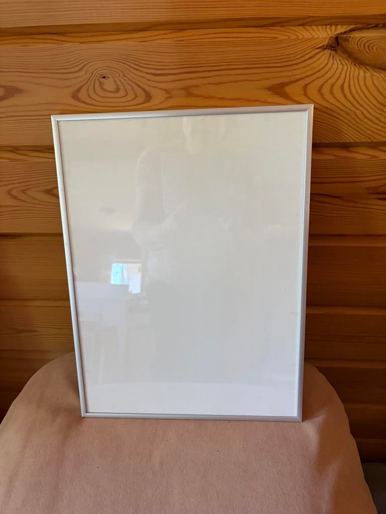 4 lijsten 3 lichtmessing 1 zilver mat 30x40;, Ophalen, Zo goed als nieuw