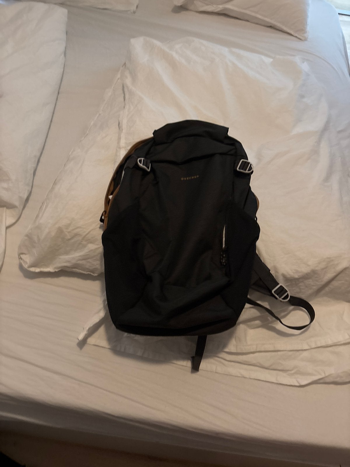 Quechua rugzak - Ideaal voor dagtochten, Gebruikt, 25 tot 40 cm, Ophalen of Verzenden, Overige merken