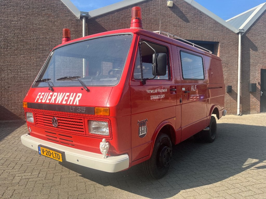 Volkswagen bus lt35 brandweer, Auto's, Bestelauto's, Bedrijf, Te koop, Dakrails, Volkswagen, Benzine, Handgeschakeld, Geïmporteerd