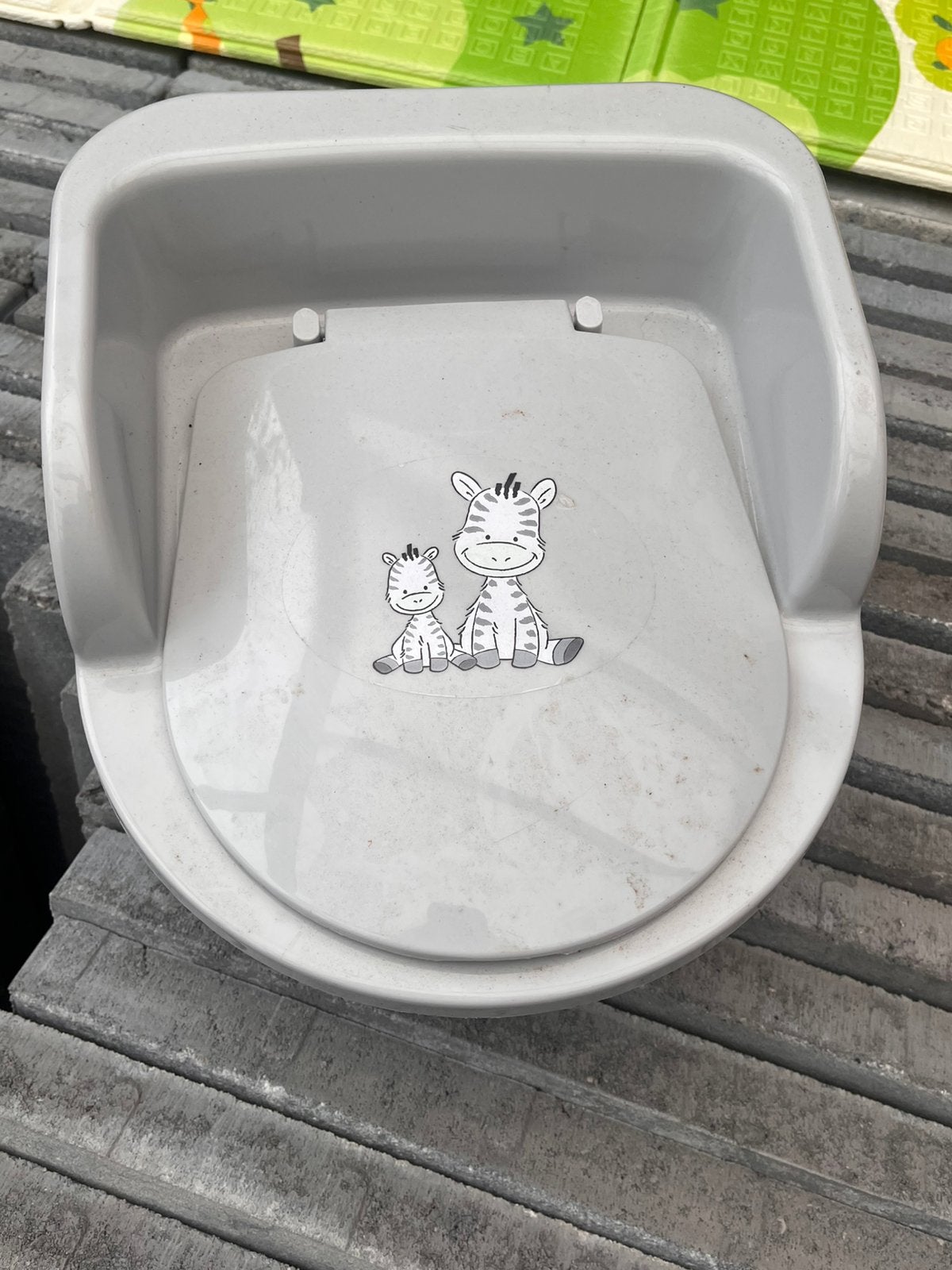 Oefen potje, Ophalen, Zo goed als nieuw