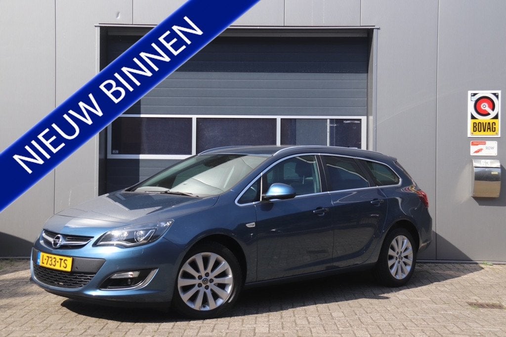 Opel Astra Sports Tourer 1.4 Turbo Sport +, Stoelverwarming,, Voorwielaandrijving, Gebruikt, 4 cilinders, Blauw